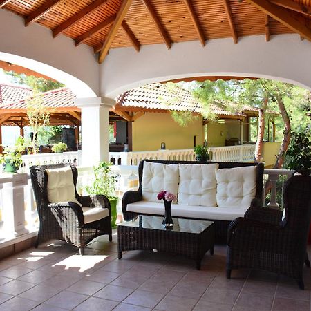 Pine Club Apart Hotel Kusadası Kültér fotó