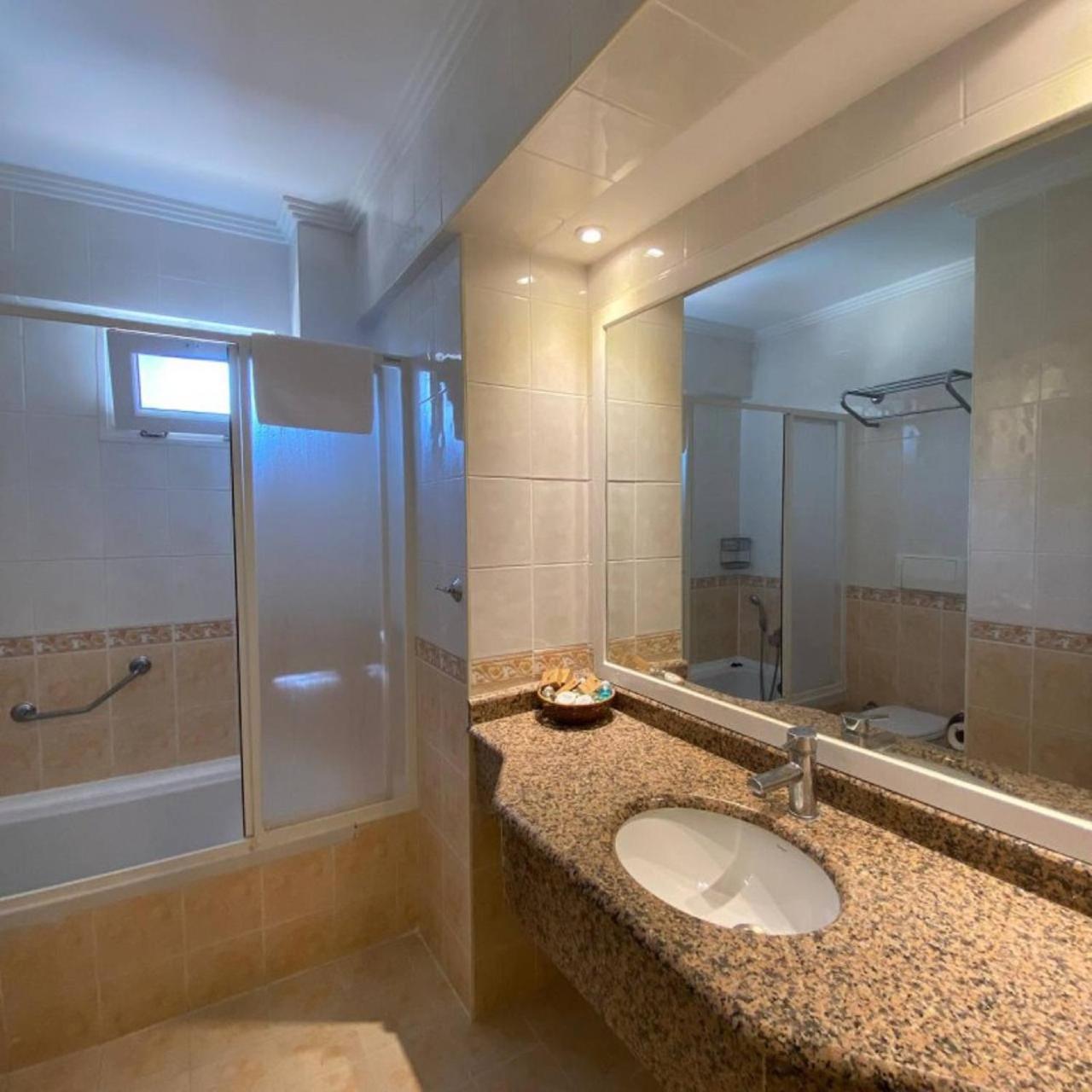 Pine Club Apart Hotel Kusadası Kültér fotó