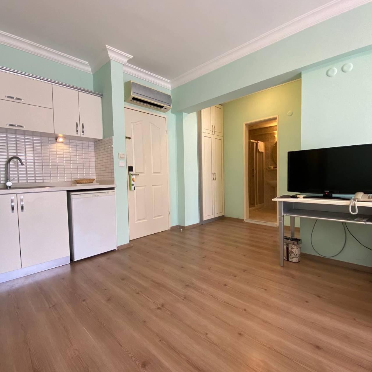 Pine Club Apart Hotel Kusadası Kültér fotó