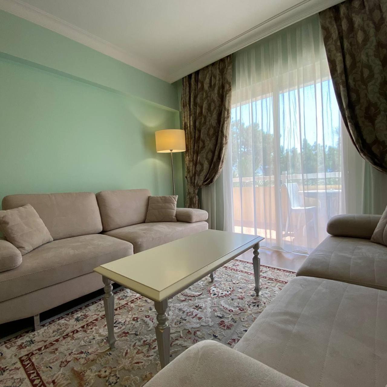 Pine Club Apart Hotel Kusadası Kültér fotó
