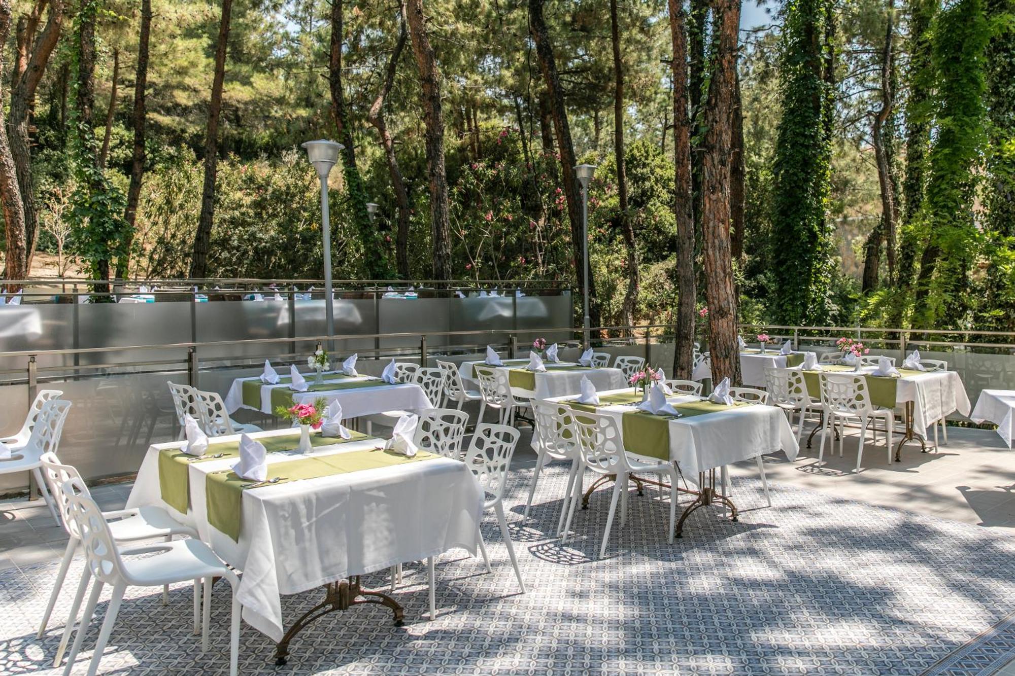 Pine Club Apart Hotel Kusadası Kültér fotó